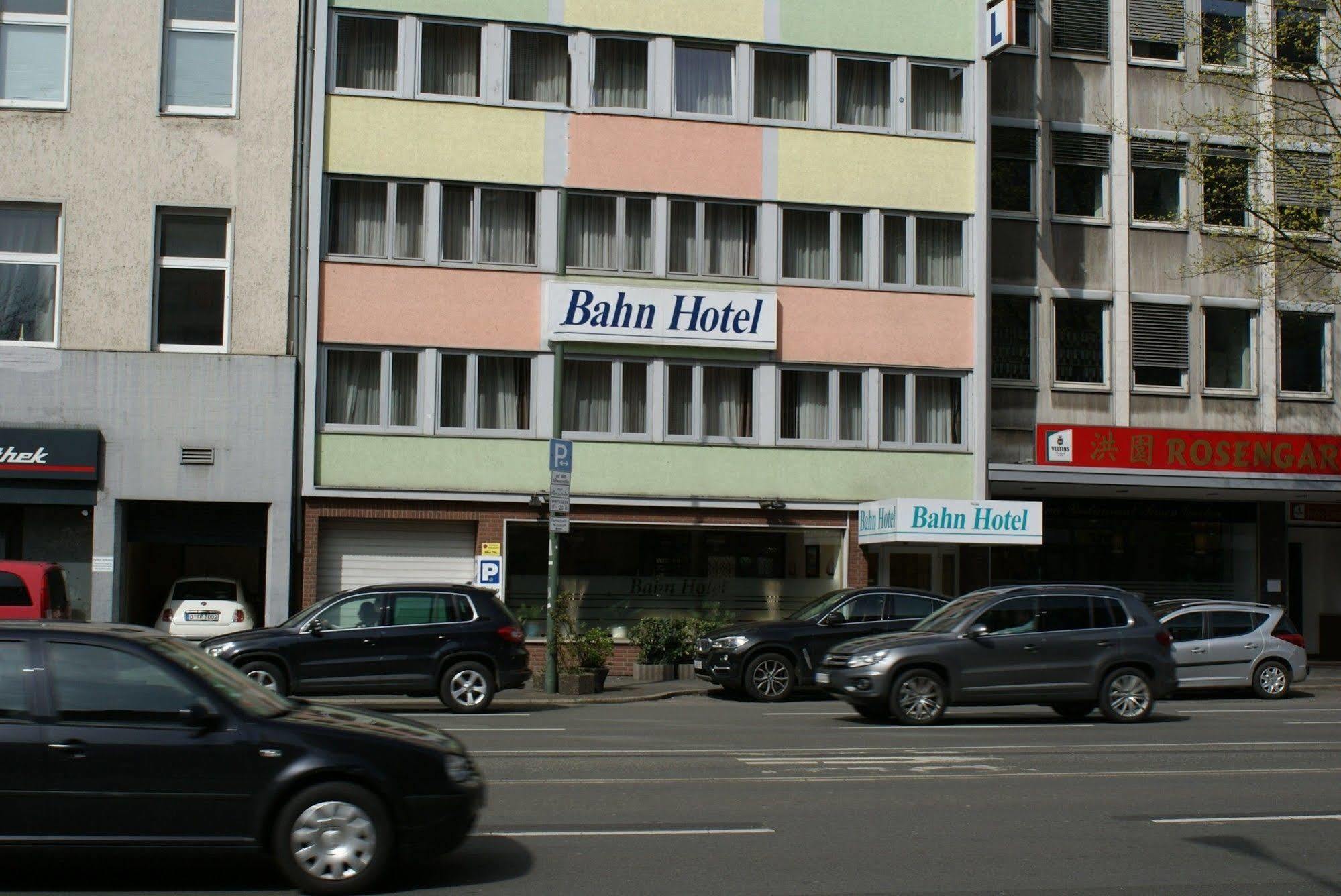 Bahn-hotel 3* Dusseldorf